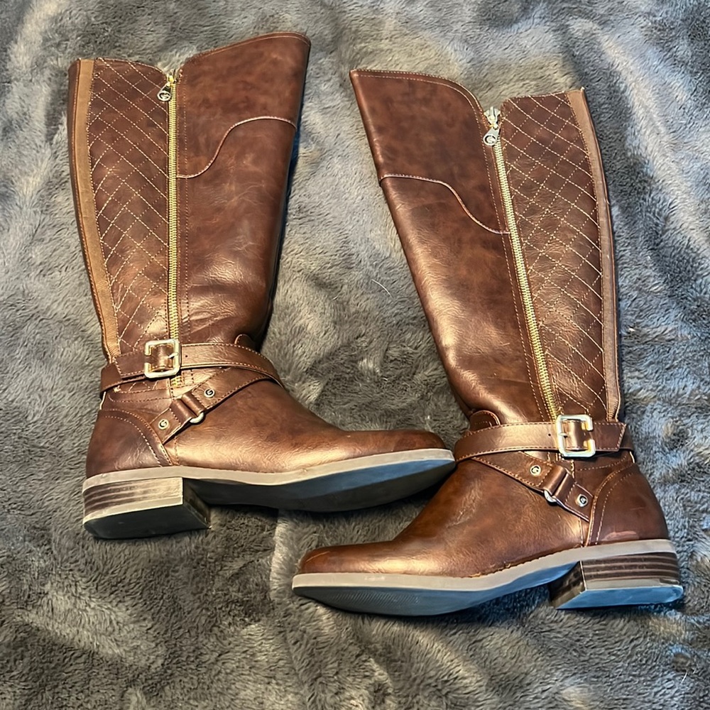 Women’s Guess Knee High Boots👢